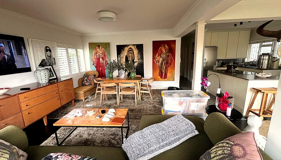 To Let 1 Bedroom Property for Rent in Bantry Bay Western Cape